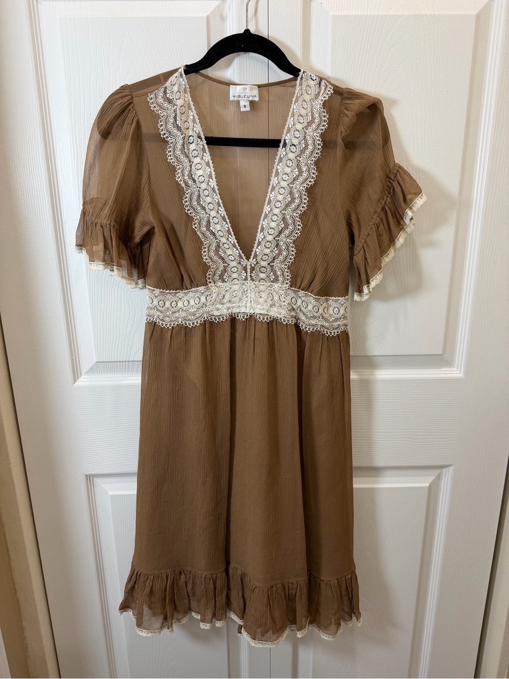 MIGUELINA Boho Lace-Trim V-Neck Mini Dress in Brown Small - Picture 6 of 6